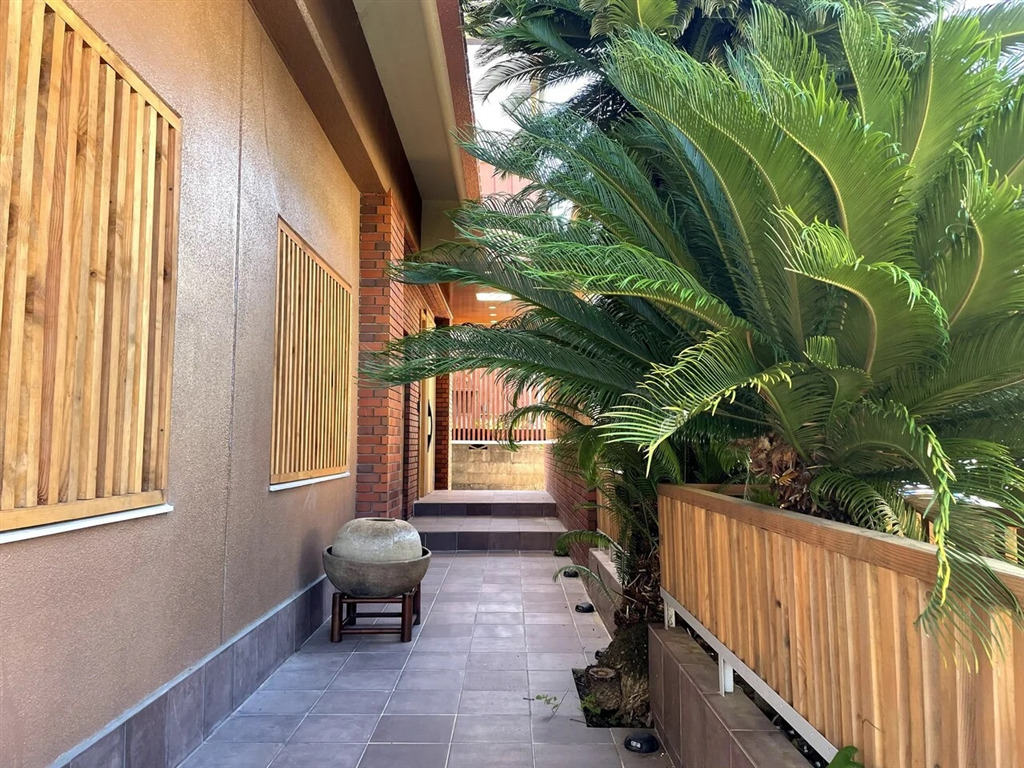 6Beds House for Sale in Atamishi, Shizuoka Japan Real Estate Japan