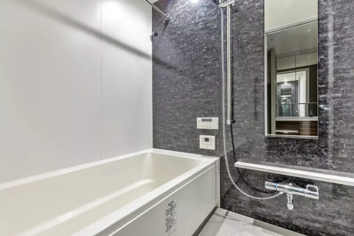 キョントコ部屋 2Beds Apartment for Sale in Kita-ku, Osaka-shi, Osaka