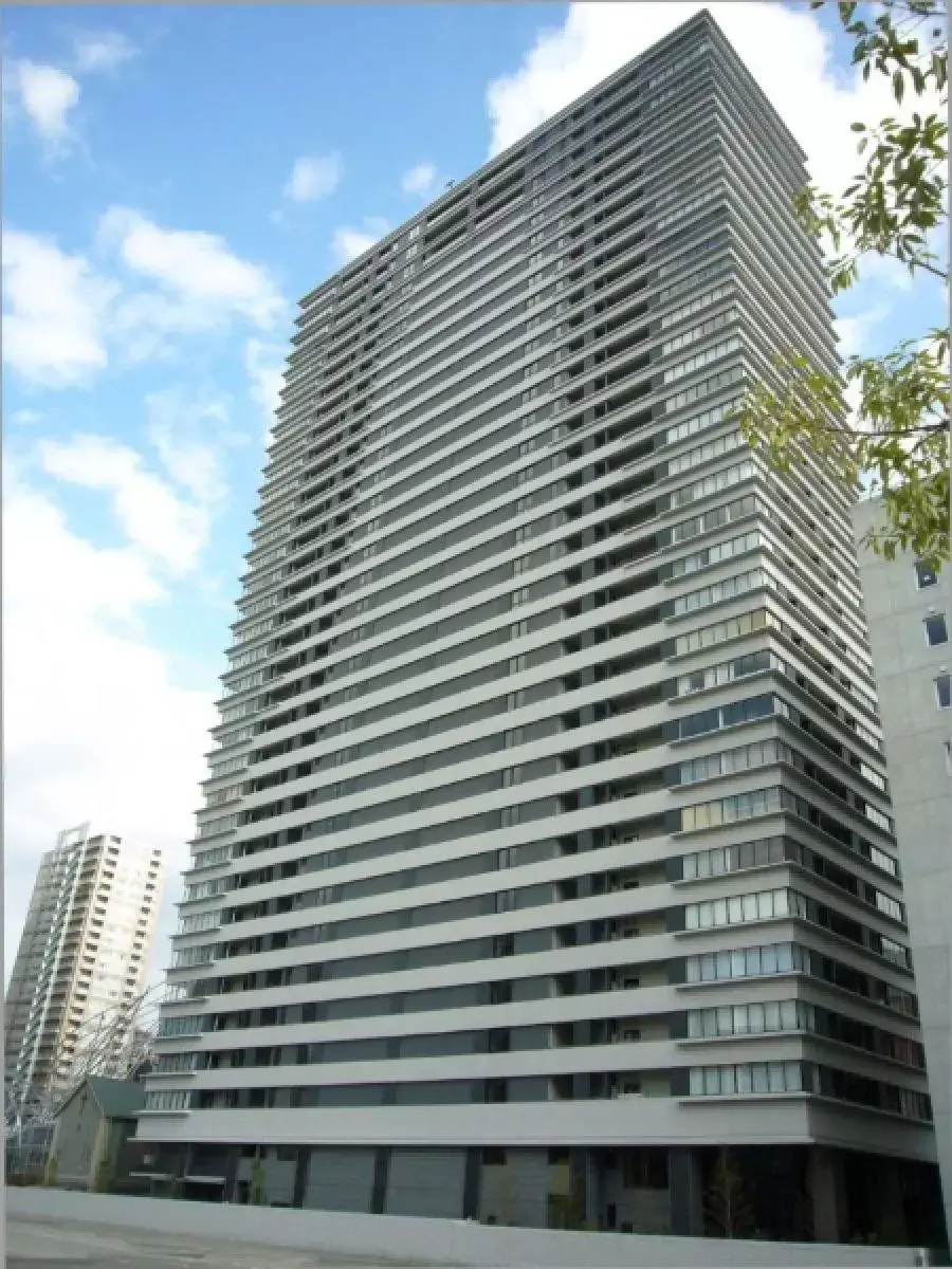 4Beds Apartment for Sale in Kita-ku, Osaka-shi, Osaka