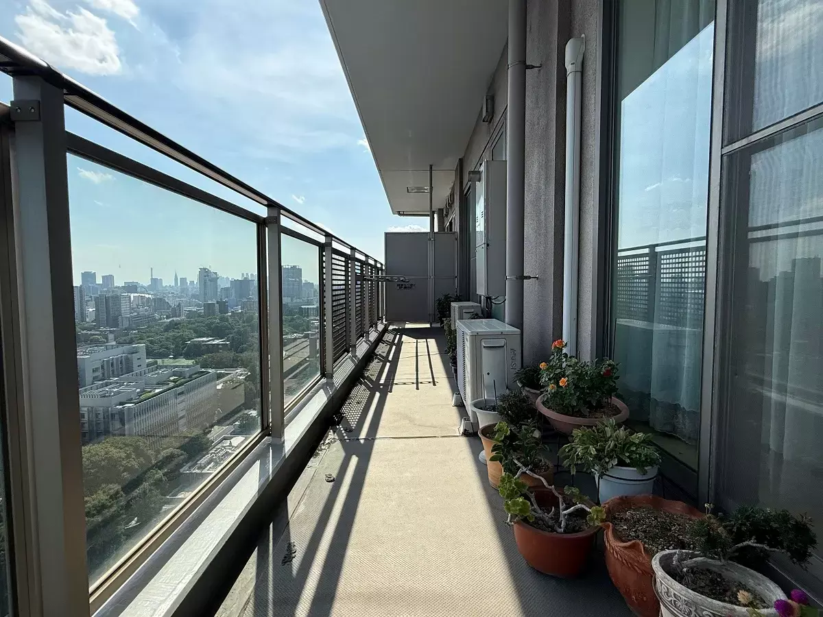 The apartment Kontex Lサイズ m84247271101_1.jpg?1652102059