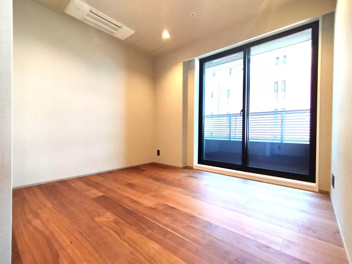 2Beds Apartment for Sale in Minato-ku, Tokyo - Japan Real
