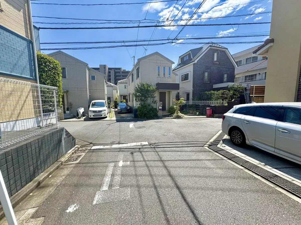 6Units Apartment Building for Sale in Setagaya-ku, Tokyo