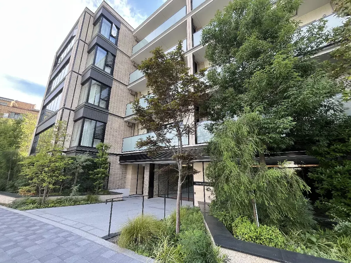 kita様ご専有 1Bed Apartment for Sale in Setagaya-ku, Tokyo - Japan Real