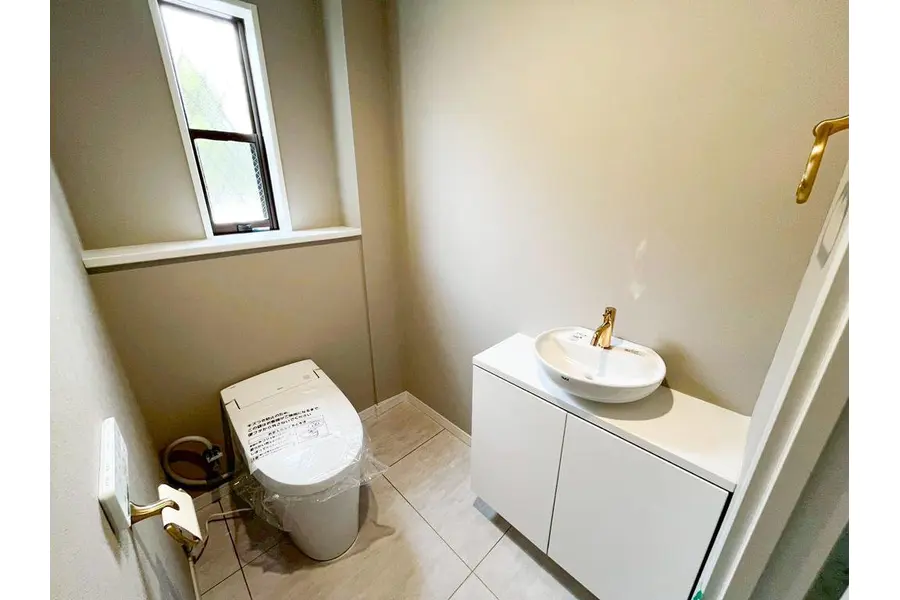 6 Beds House for Sale in Setagaya-ku, Tokyo - Japan Real Estate
