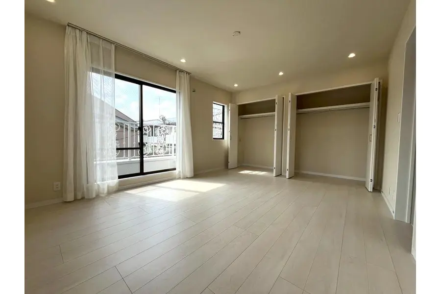 6 Beds House for Sale in Setagaya-ku, Tokyo - Japan Real Estate