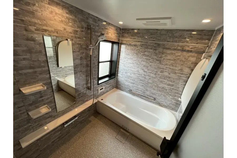 6 Beds House for Sale in Setagaya-ku, Tokyo - Japan Real Estate