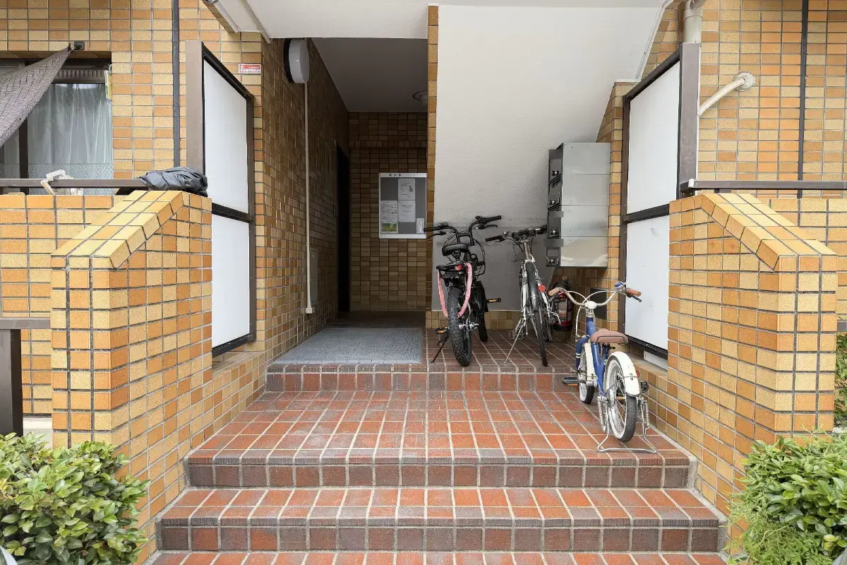 3 Beds Apartment for Sale in Minato-ku, Tokyo - Japan Real Estate