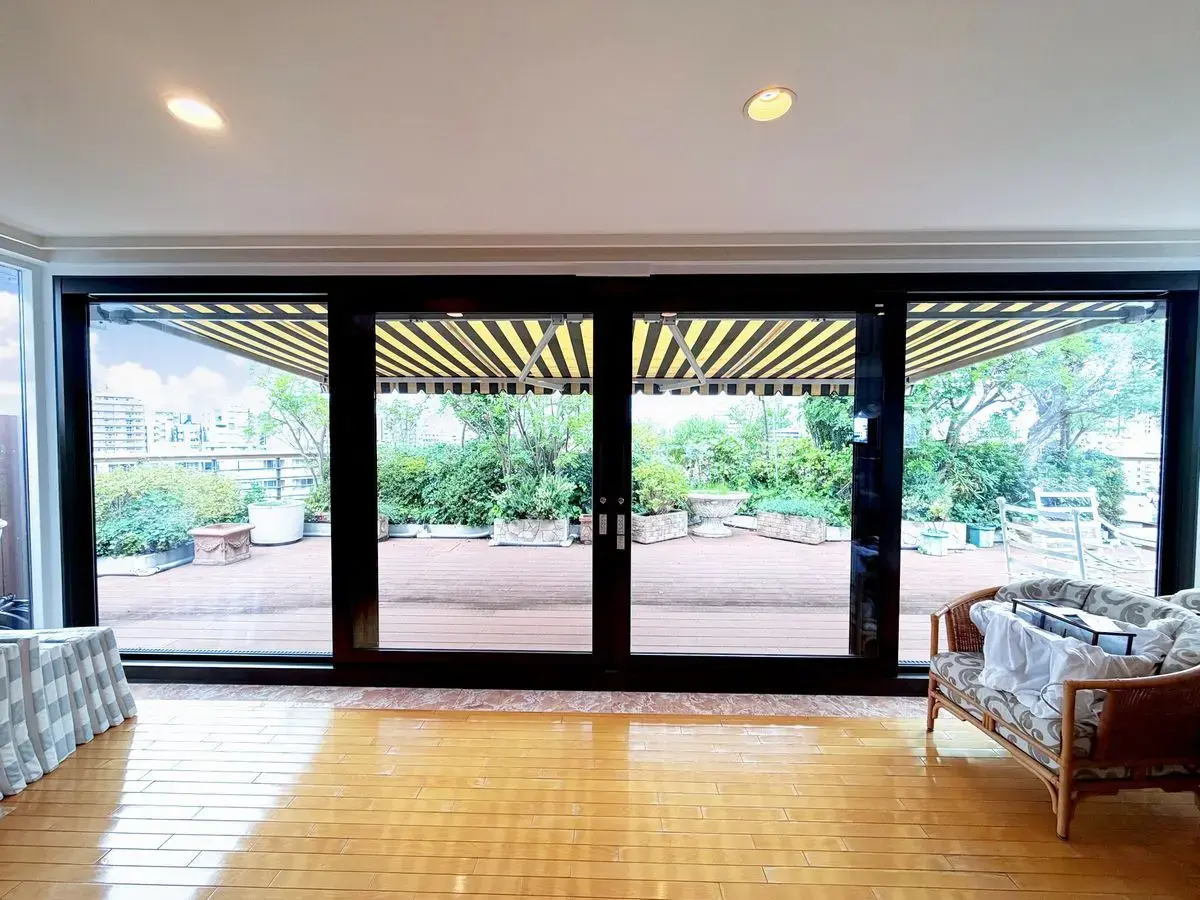 5 Beds Apartment for Sale in Shinjuku-ku, Tokyo - Japan Real