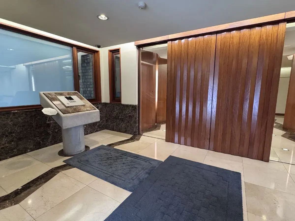 5 Beds Apartment for Sale in Shinjuku-ku, Tokyo - Japan Real