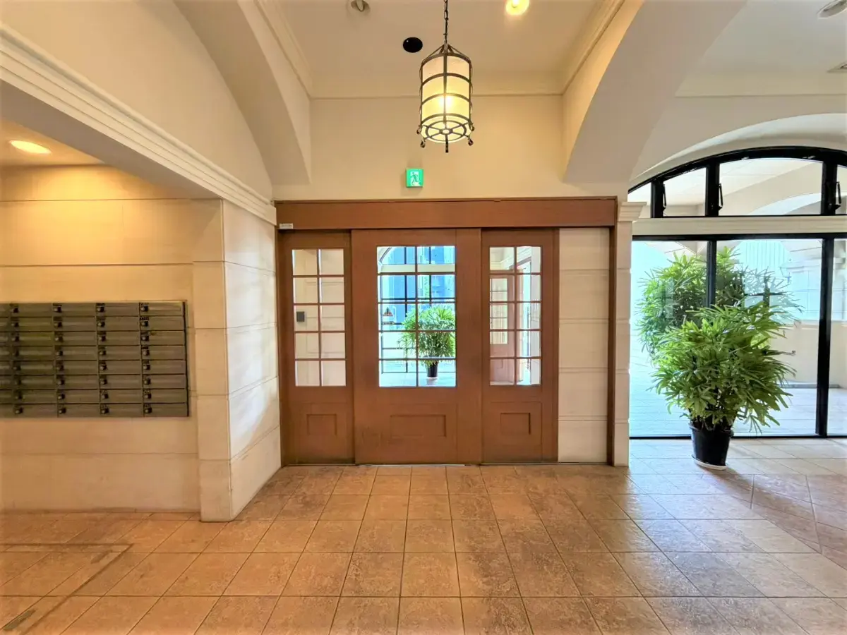 3 Beds Apartment for Sale in Kita-ku, Osaka-shi, Osaka - Japan