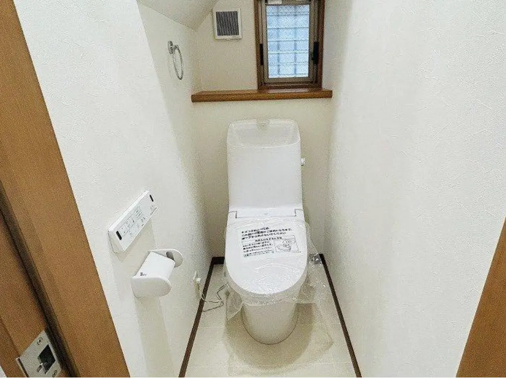 4 Beds House for Sale in Ome-shi, Tokyo - Japan Real Estate