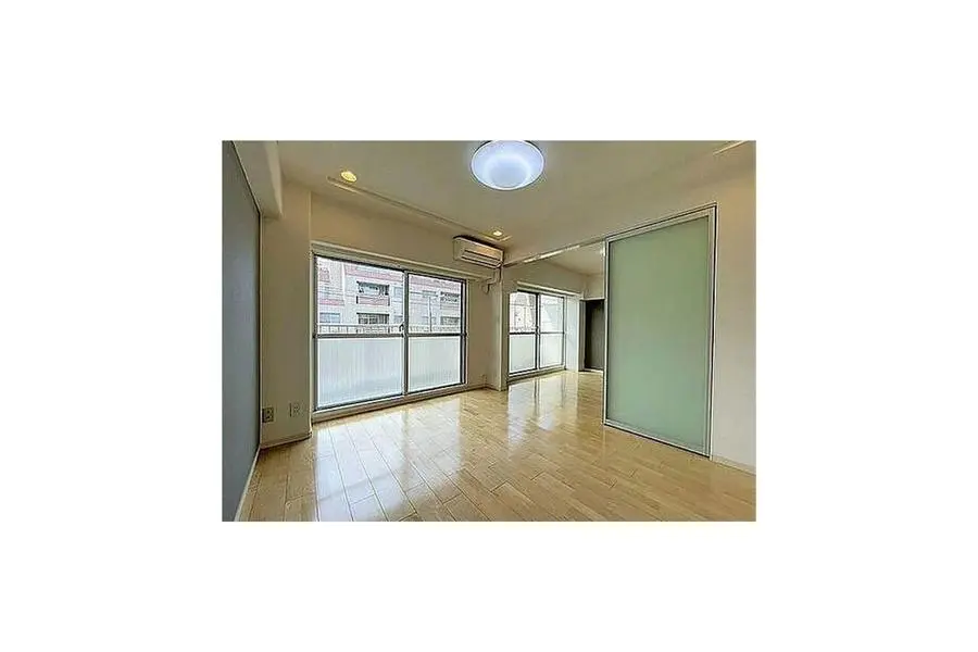 1 Bed Apartment for Sale in Toshima-ku, Tokyo - Japan Real Estate