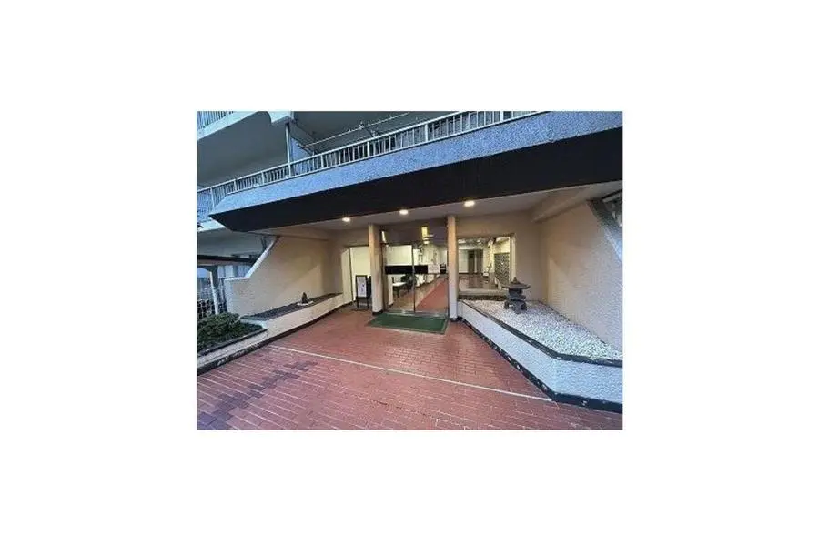 1 Bed Apartment for Sale in Toshima-ku, Tokyo - Japan Real Estate