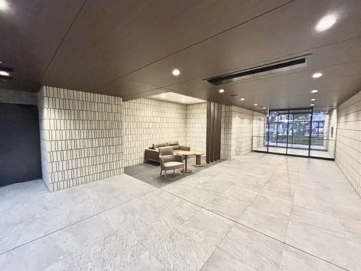 3 Beds Apartment for Sale in Fukushima-ku, Osaka-shi, Osaka