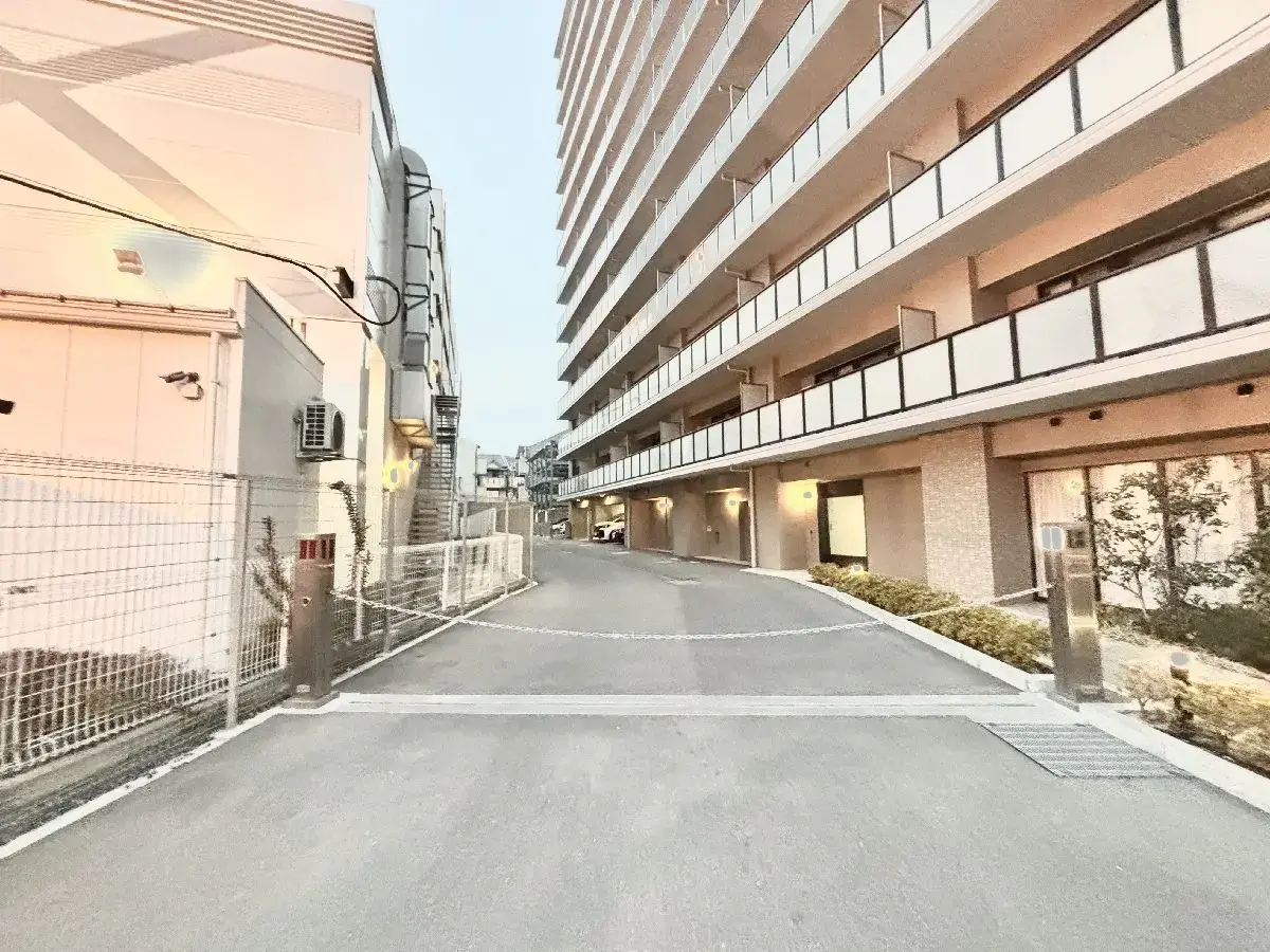 3 Beds Apartment for Sale in Fukushima-ku, Osaka-shi, Osaka